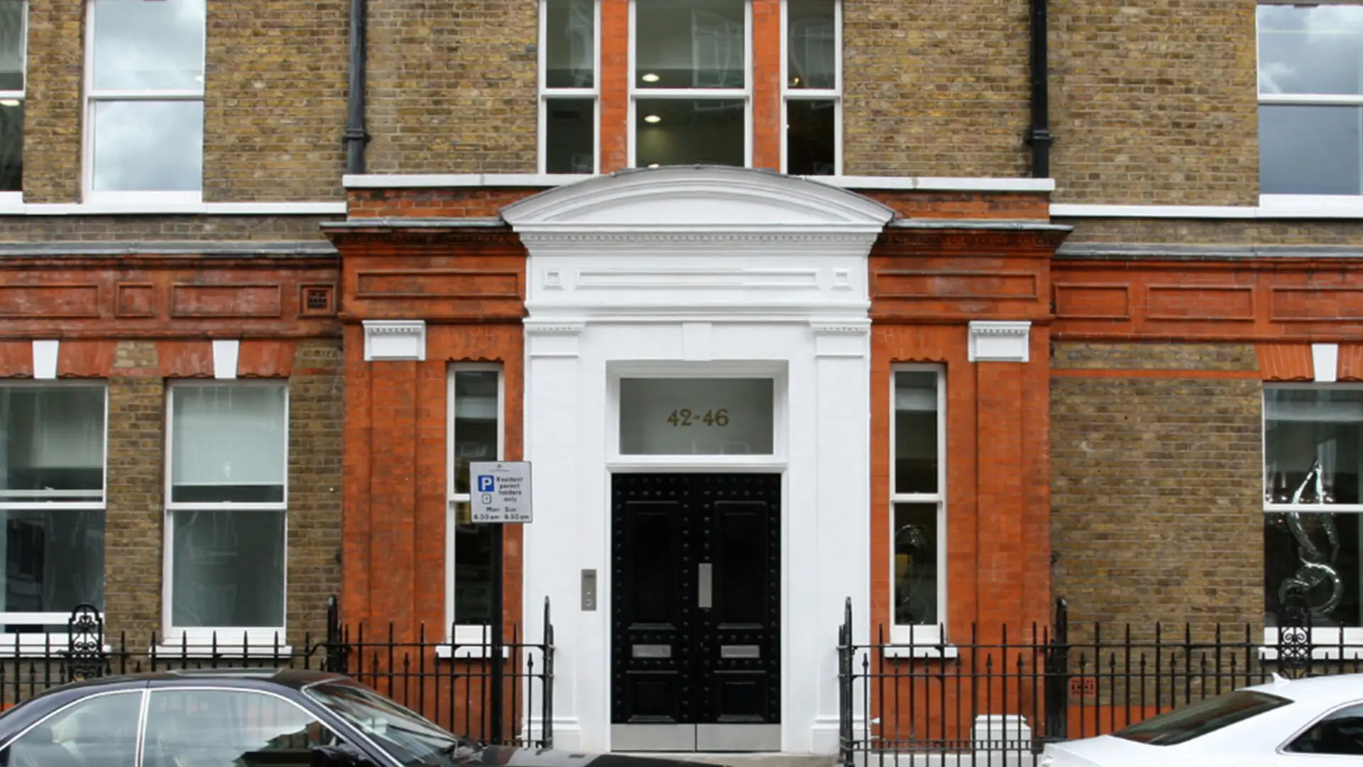 locations-page-weymouth-street-hospital-1